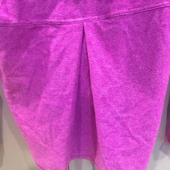 New Balance Hi-low Hooded Long Sleeve Sweatshirt - Picture 3 of 5